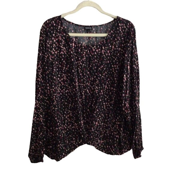 Torrid Womn Plus Sz 3X Black Leopard Heart Print Challis Twist Front Crop Blouse - Picture 2 of 10